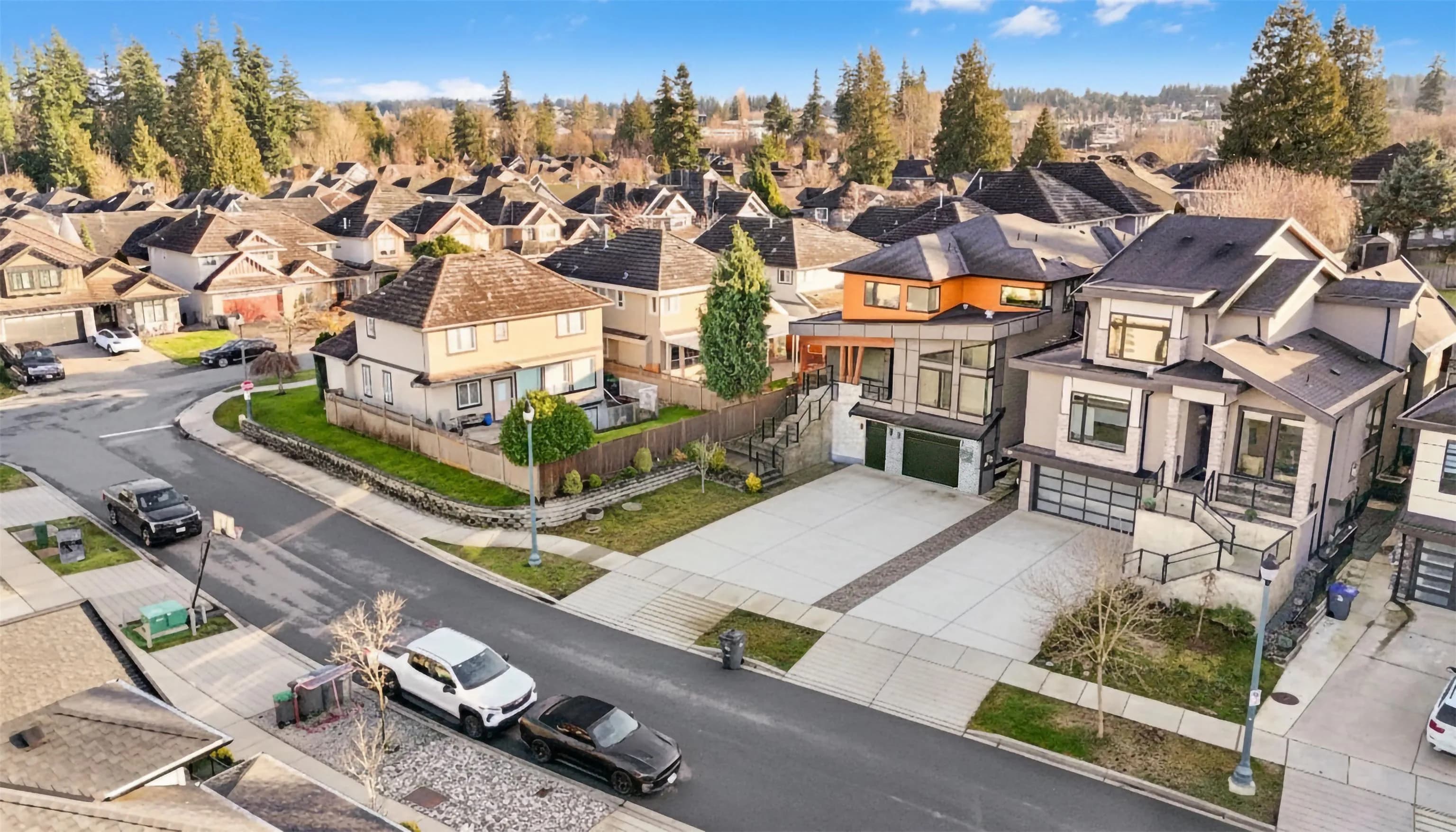 14932 35a Avenue, Surrey, BC V3Z 0Y7 — image 1