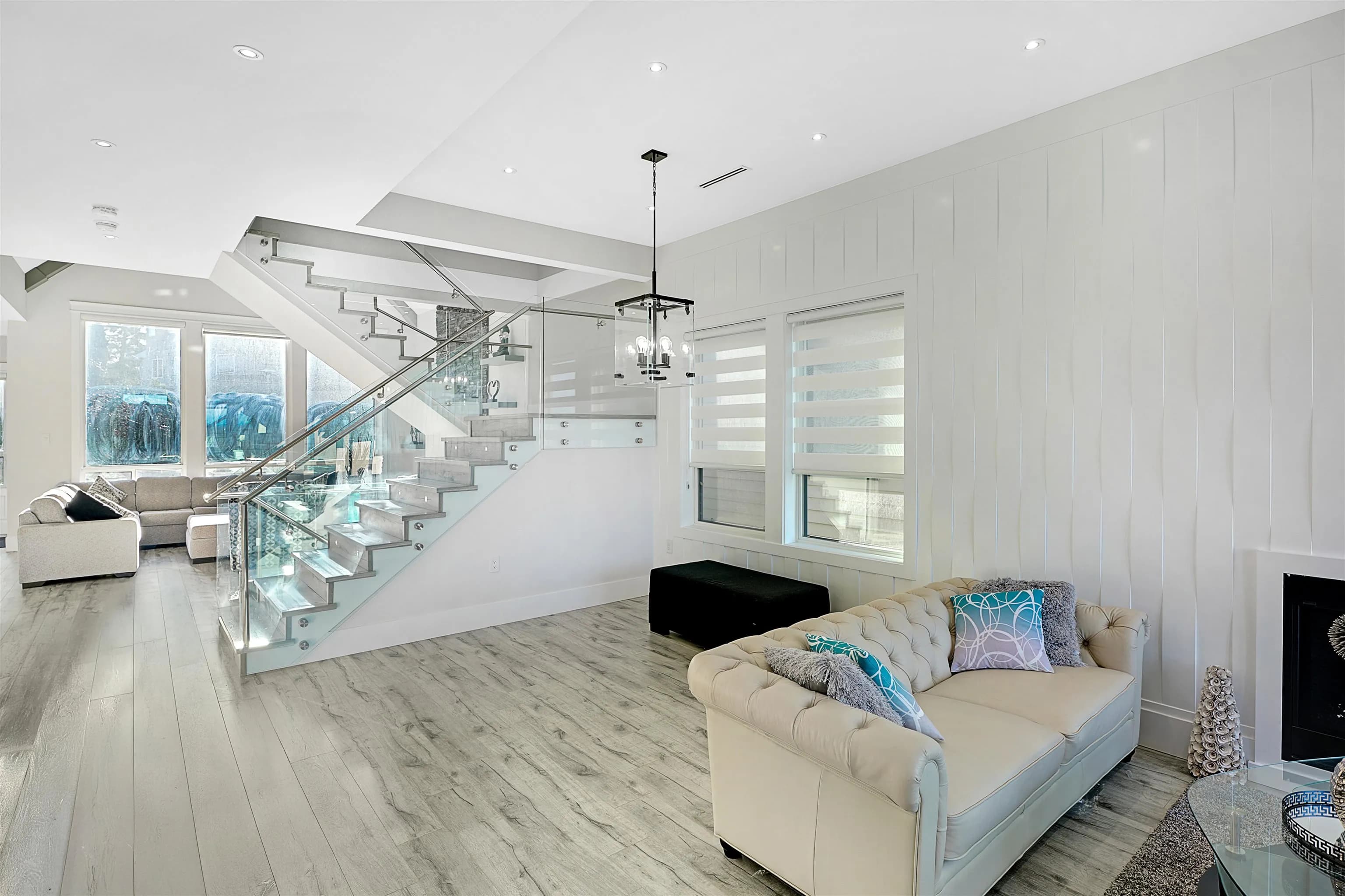 14932 35a Avenue, Surrey, BC V3Z 0Y7 — image 40