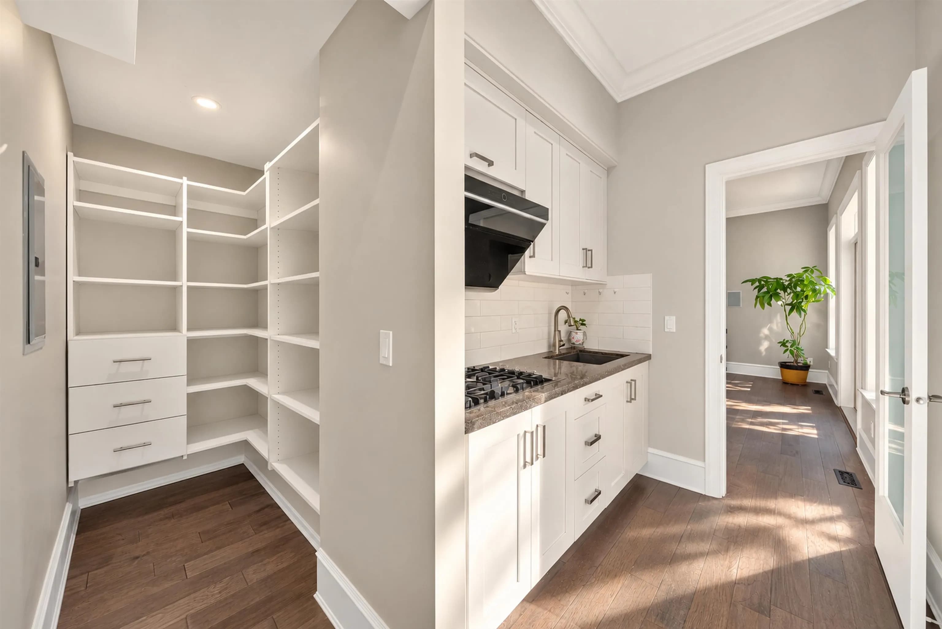 13756 18 Avenue, Surrey, BC V4A 1W4 — image 10