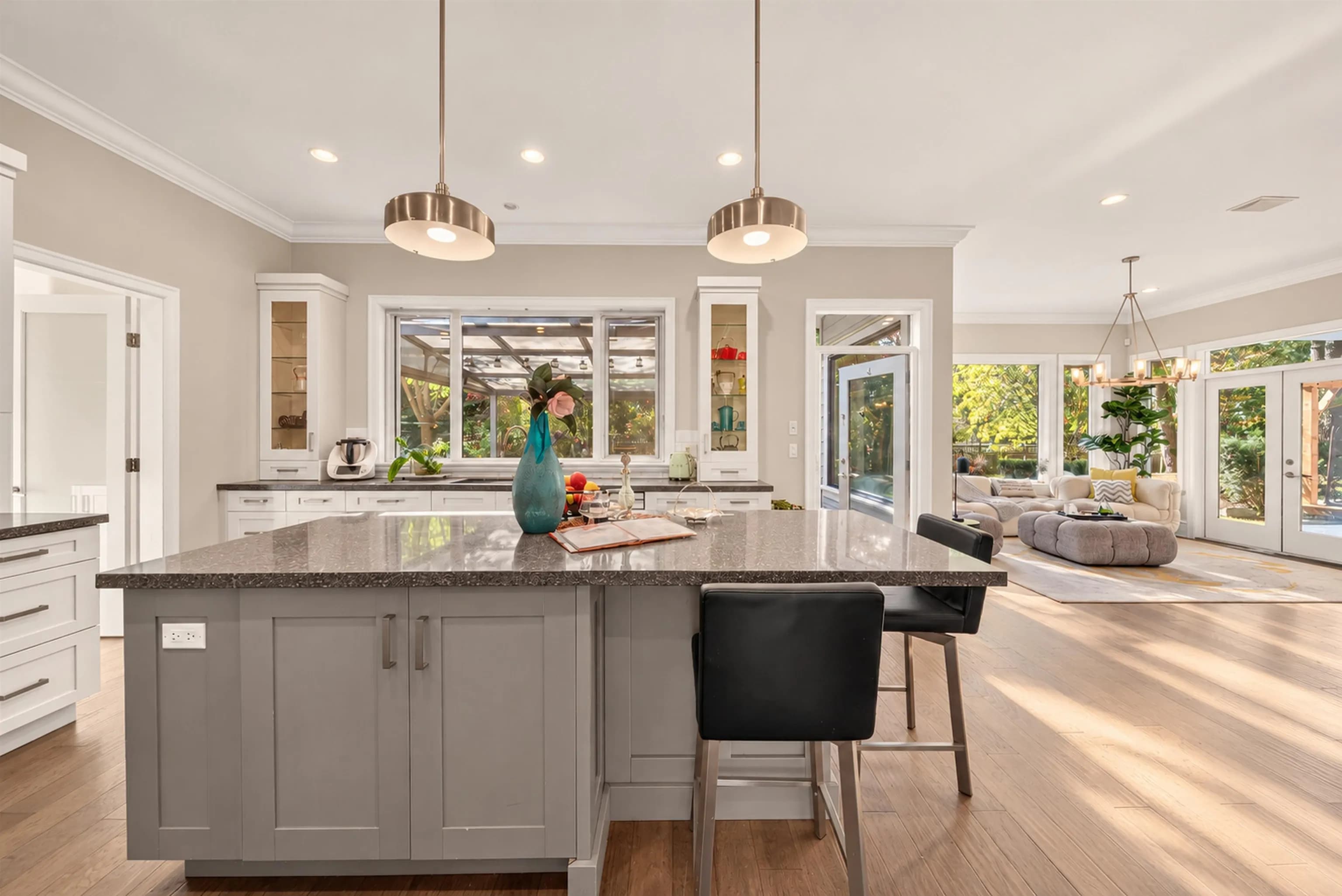 13756 18 Avenue, Surrey, BC V4A 1W4 — image 11