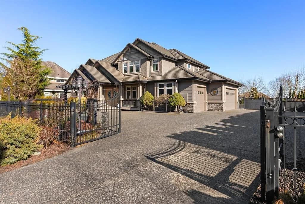 3438 156 Street, Surrey, BC V3Z 0G4 — image 1