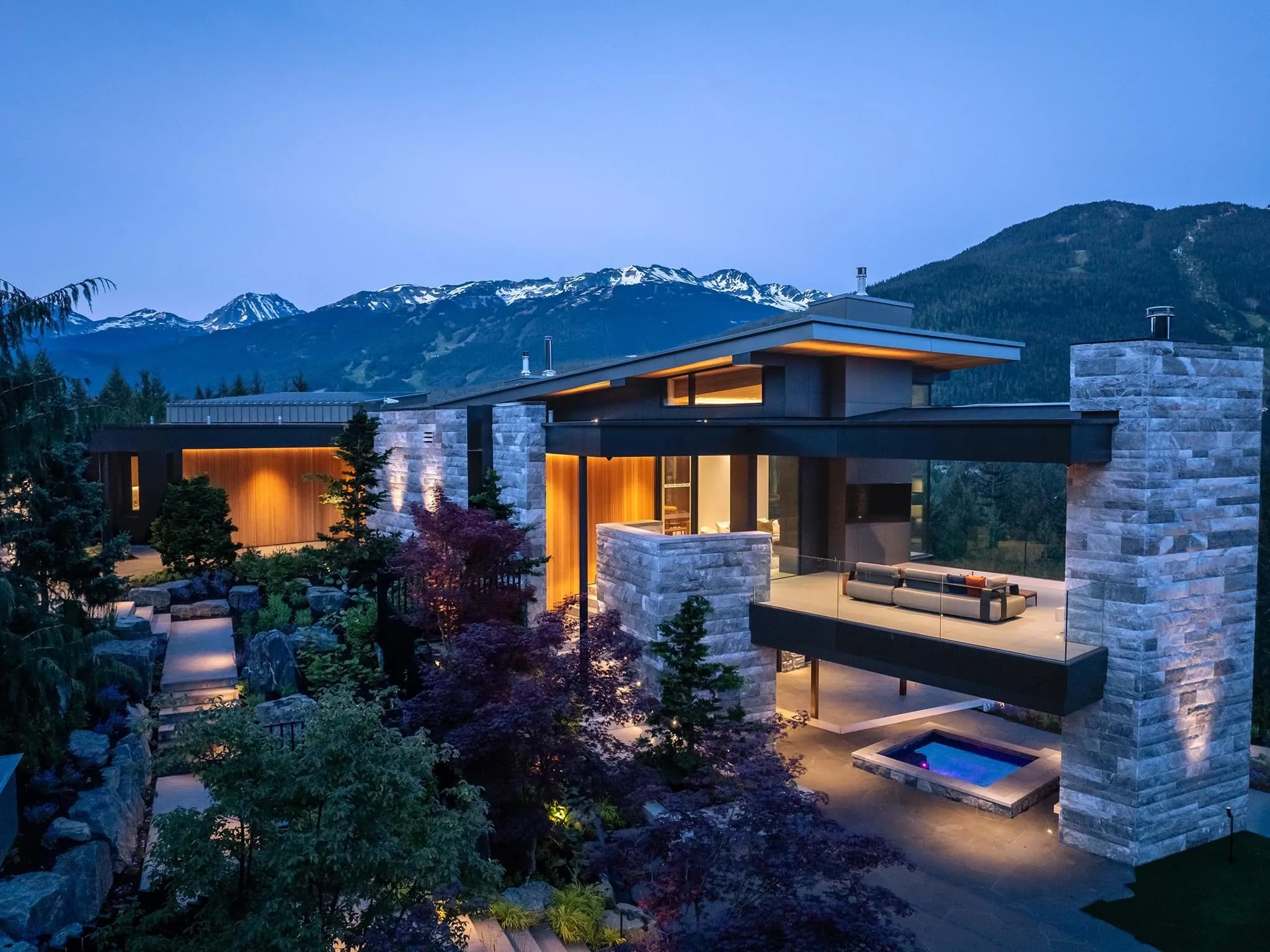 5412 Stonebridge Drive, Whistler, BC V8E 0V9 — image 32