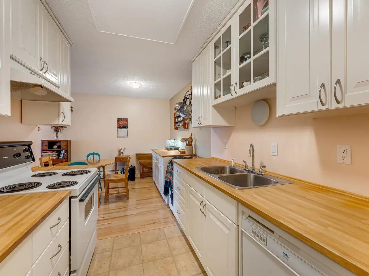 307 5340 Hastings Street, Burnaby, BC V5B 1R1 — image 5