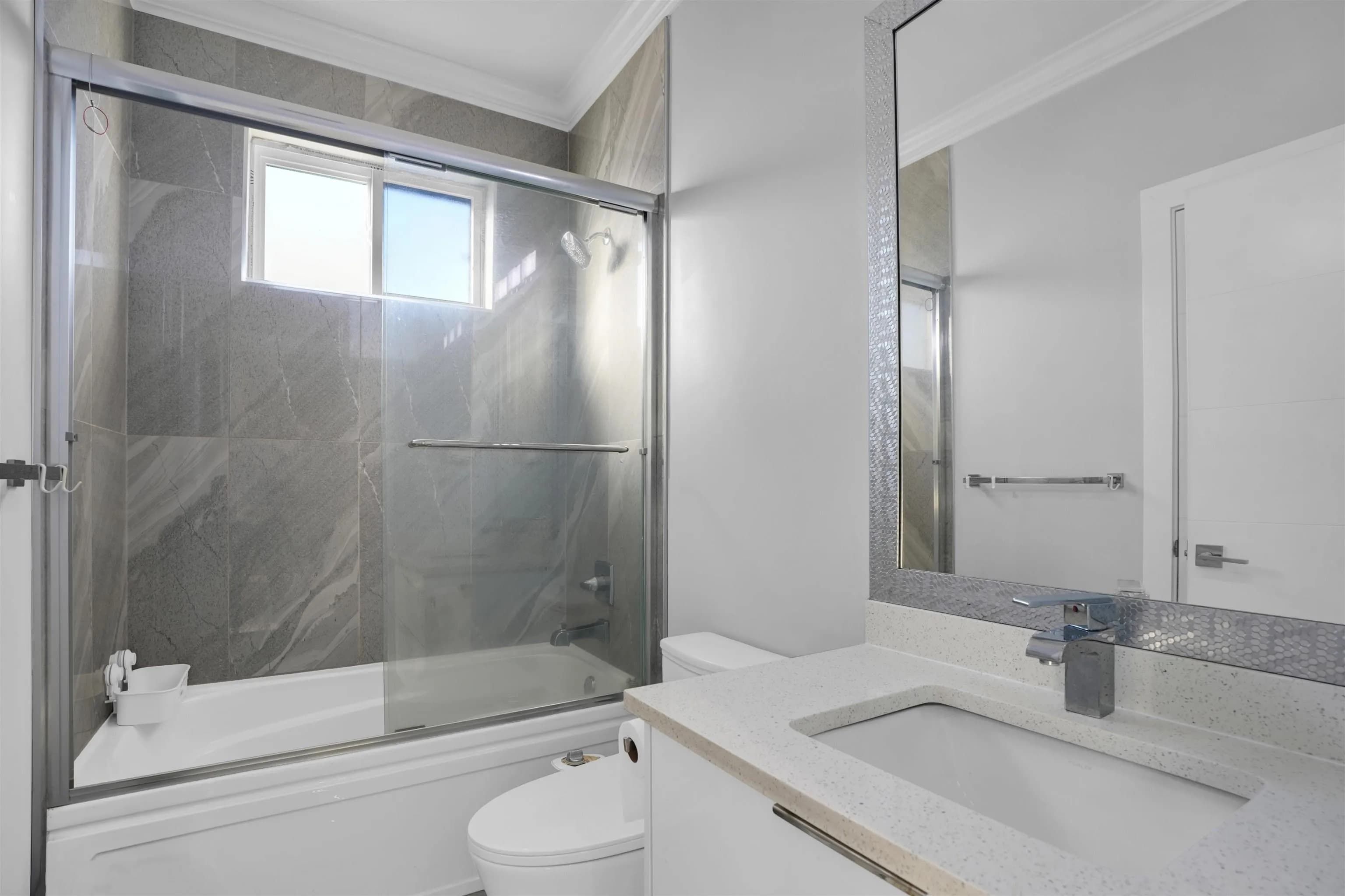 14919 62a Avenue, Surrey, BC V3S 7X3 — image 12