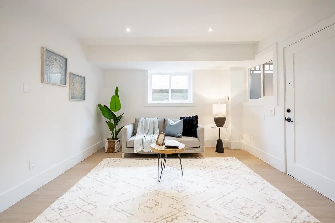 102 13711 16 Avenue, Surrey, BC V4A 1P7 — image 30